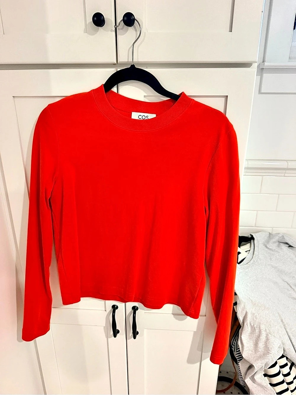 COS Clean Cut Long-Sleeved T-Shirt Red Medium
